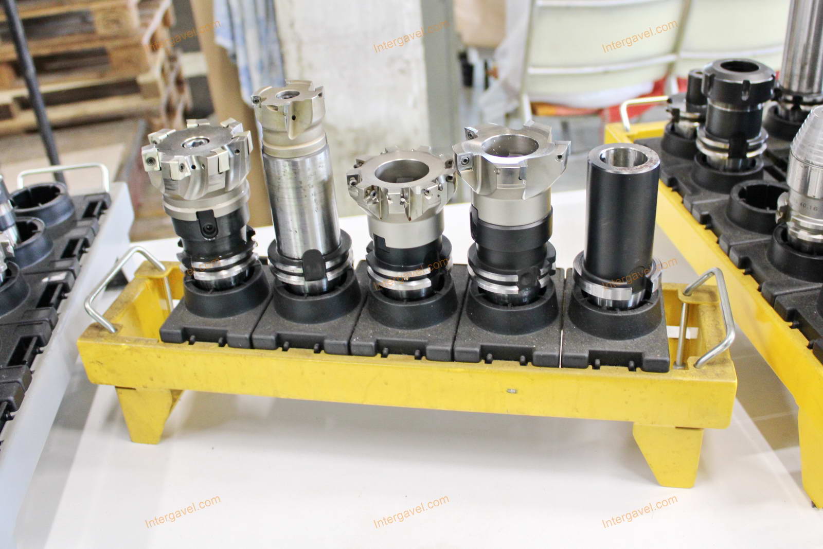 Szerszámtartók és szerszámok 6