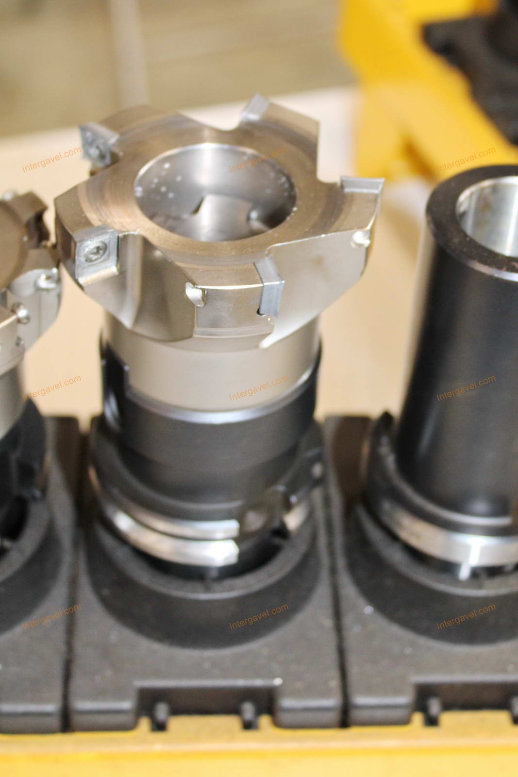 Szerszámtartók és szerszámok 12