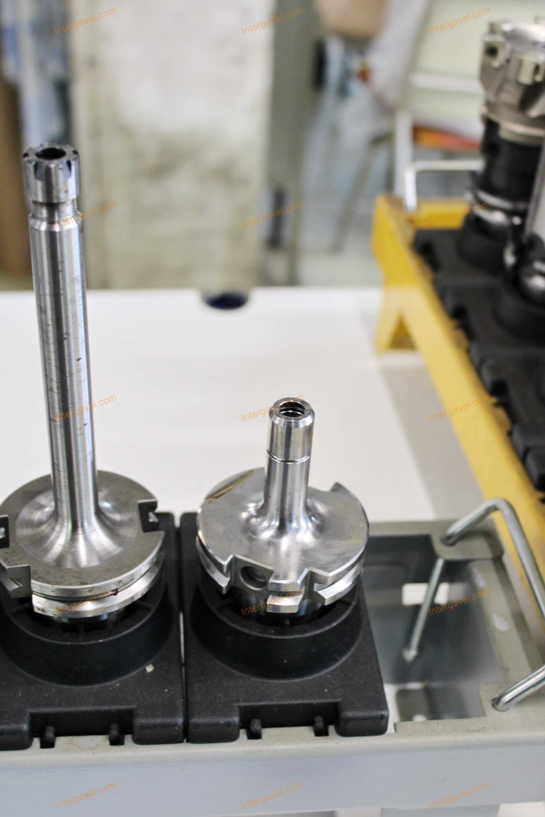 Szerszámtartók és szerszámok 18