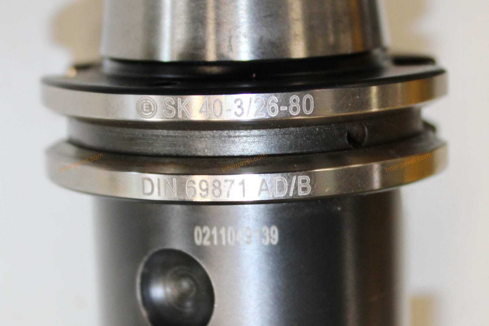 Szerszámtartók és szerszámok 33