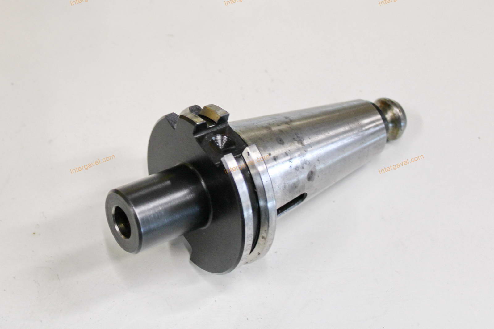 Szerszámtartók és szerszámok 34