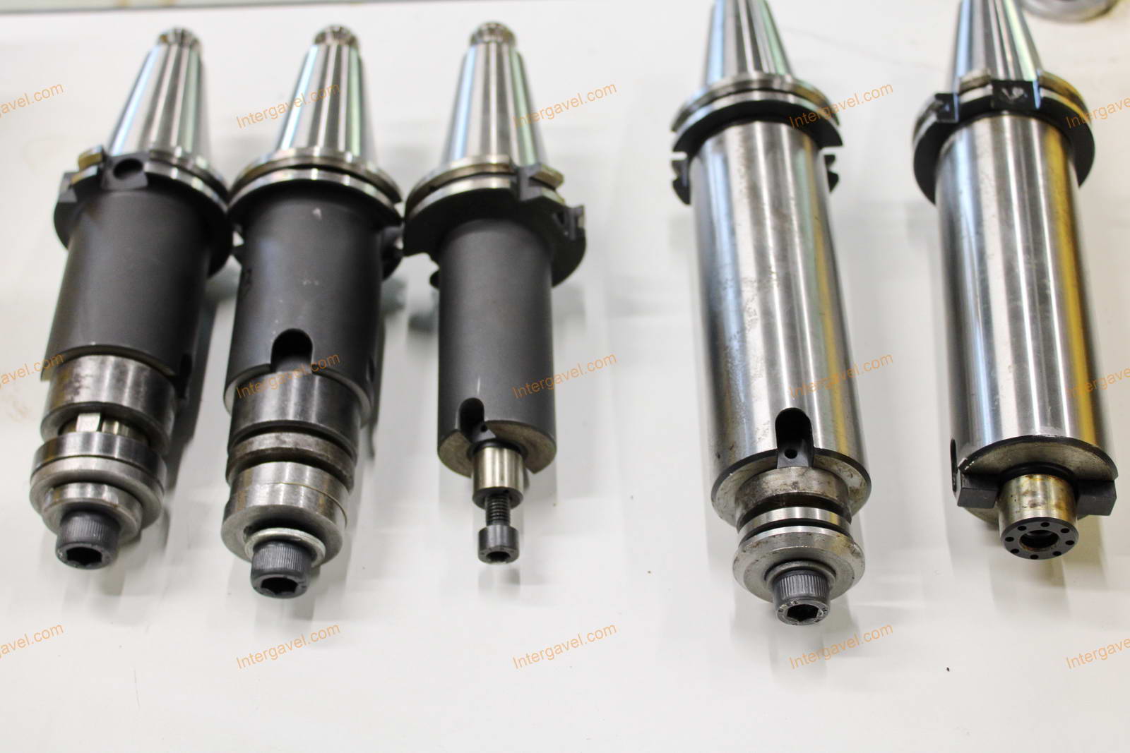 Szerszámtartók és szerszámok 37