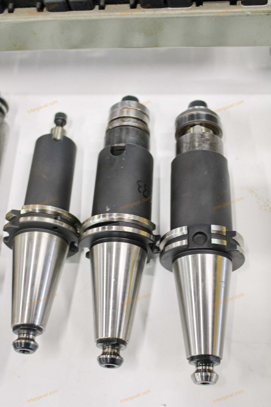 Szerszámtartók és szerszámok 40