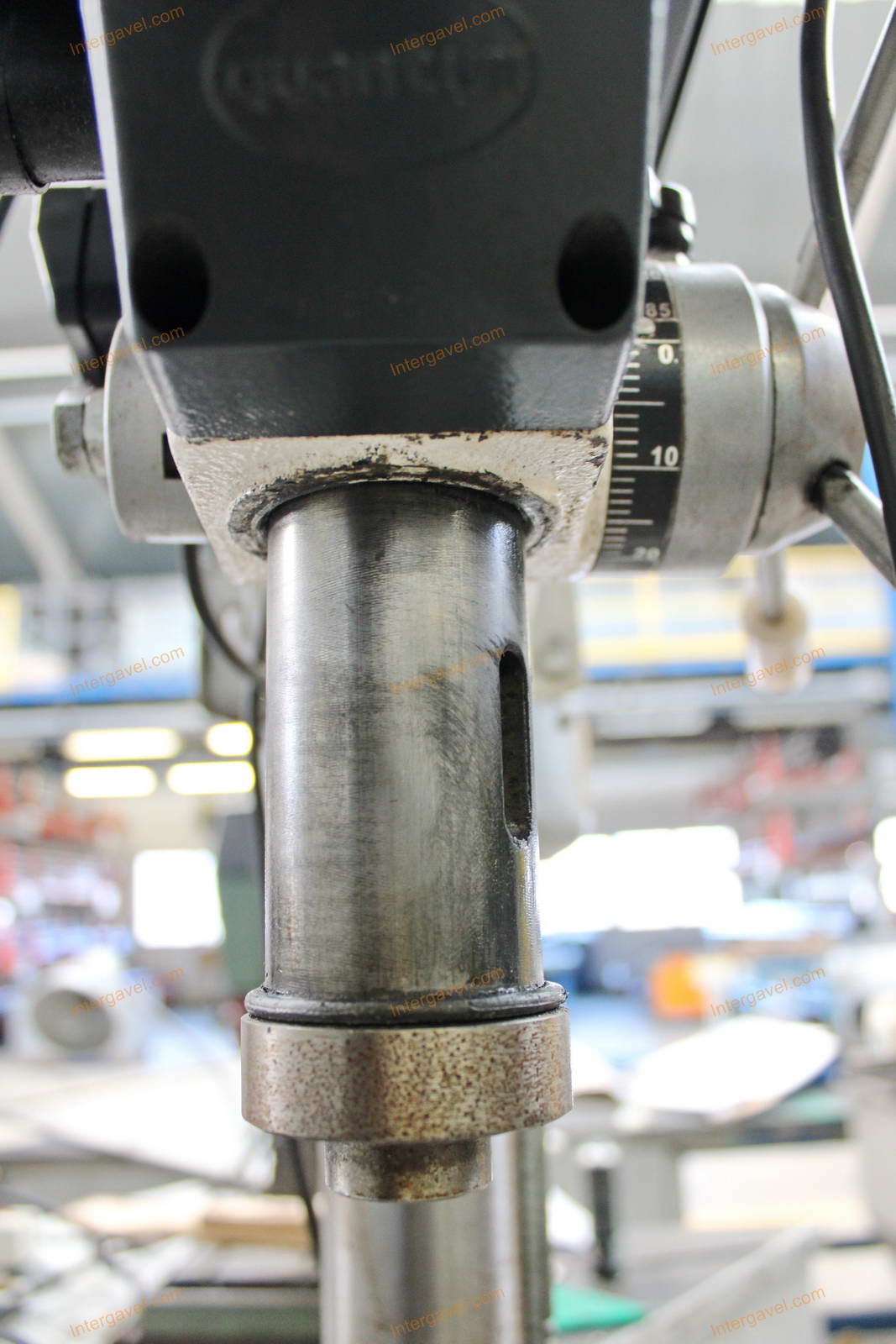 Asztali fúrógép és asztal 5