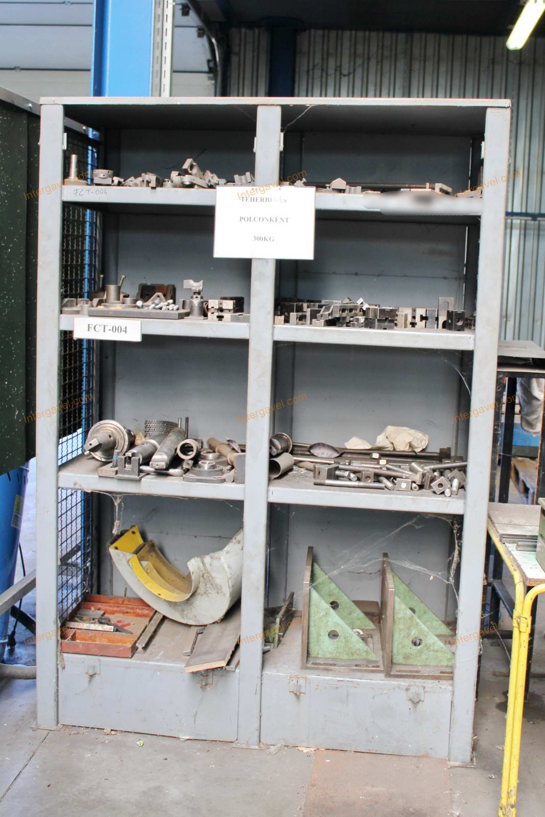 Horizontális fúró-marógép 28