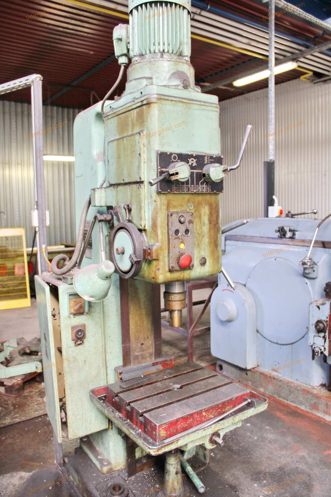 Oszlopos fúrógép 3