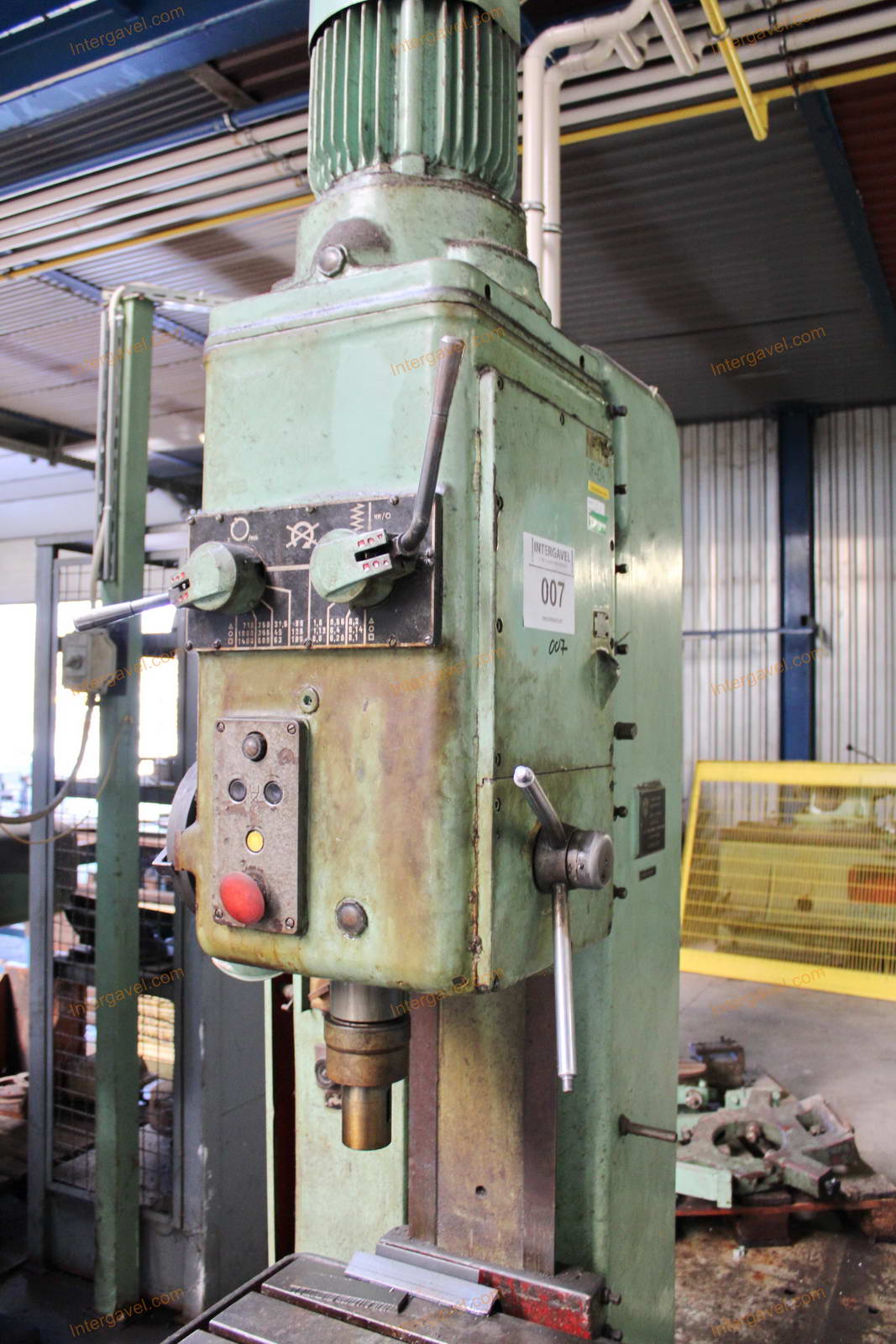 Oszlopos fúrógép 4