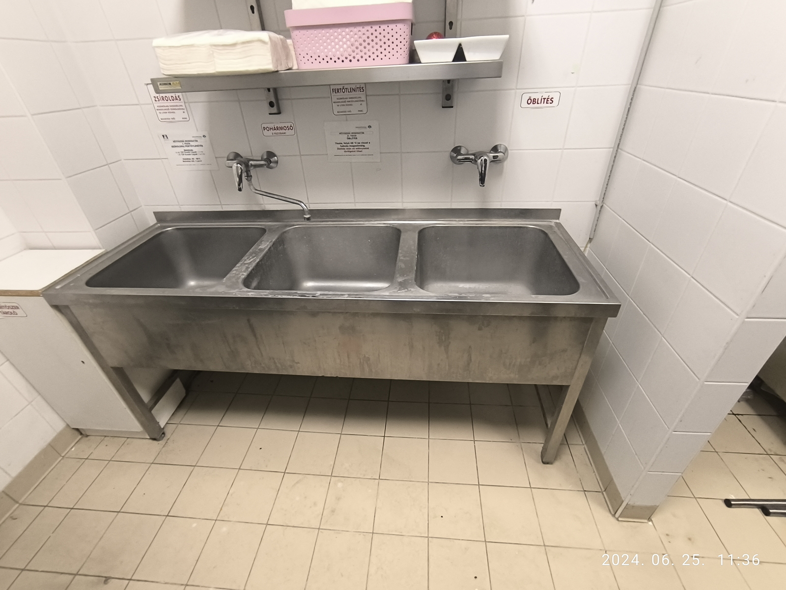 Nagykonyhai mosogató 1