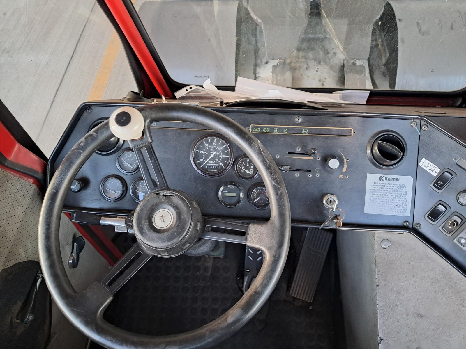 Telephelyi vontató 6