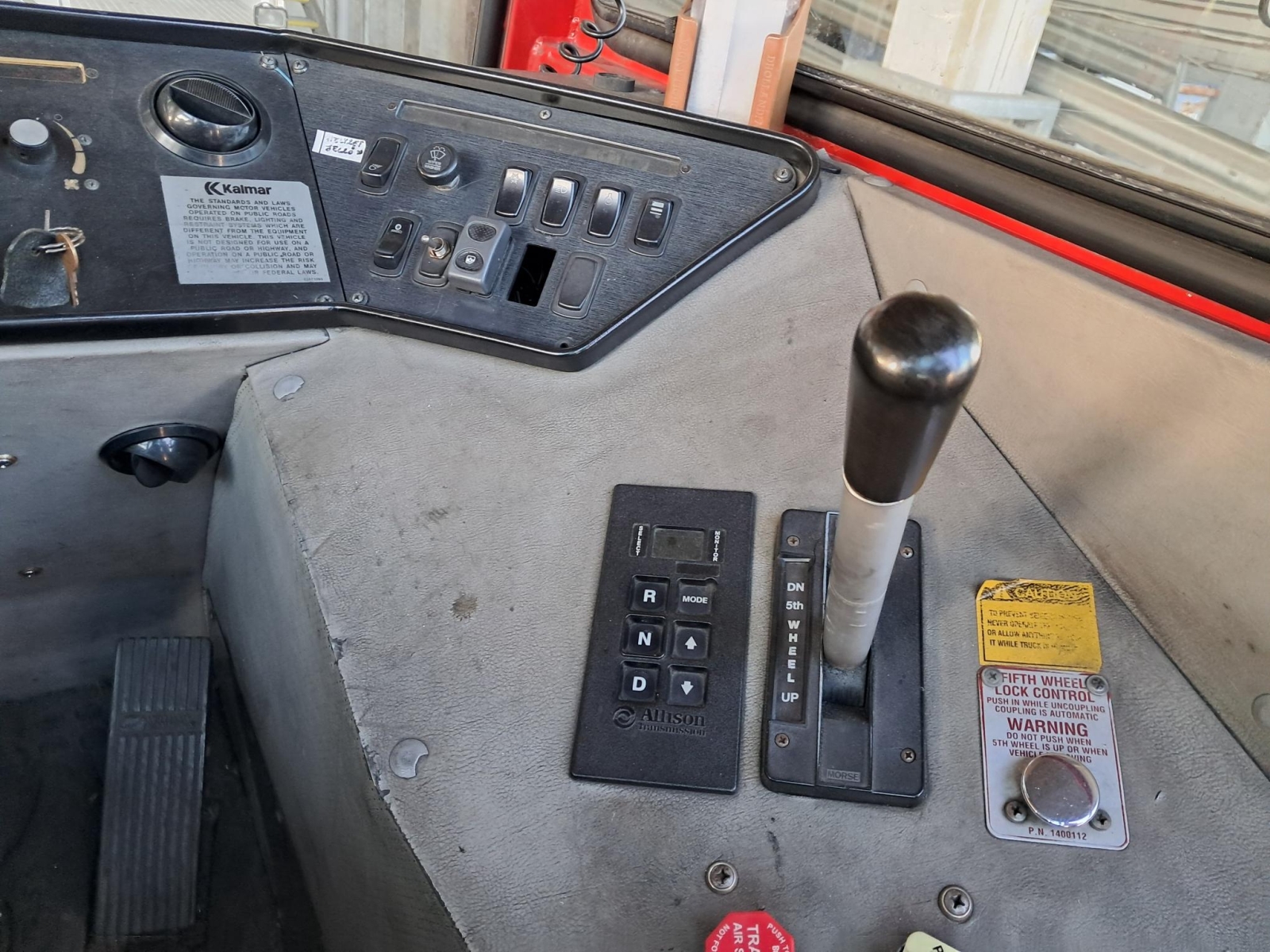 Telephelyi vontató 7