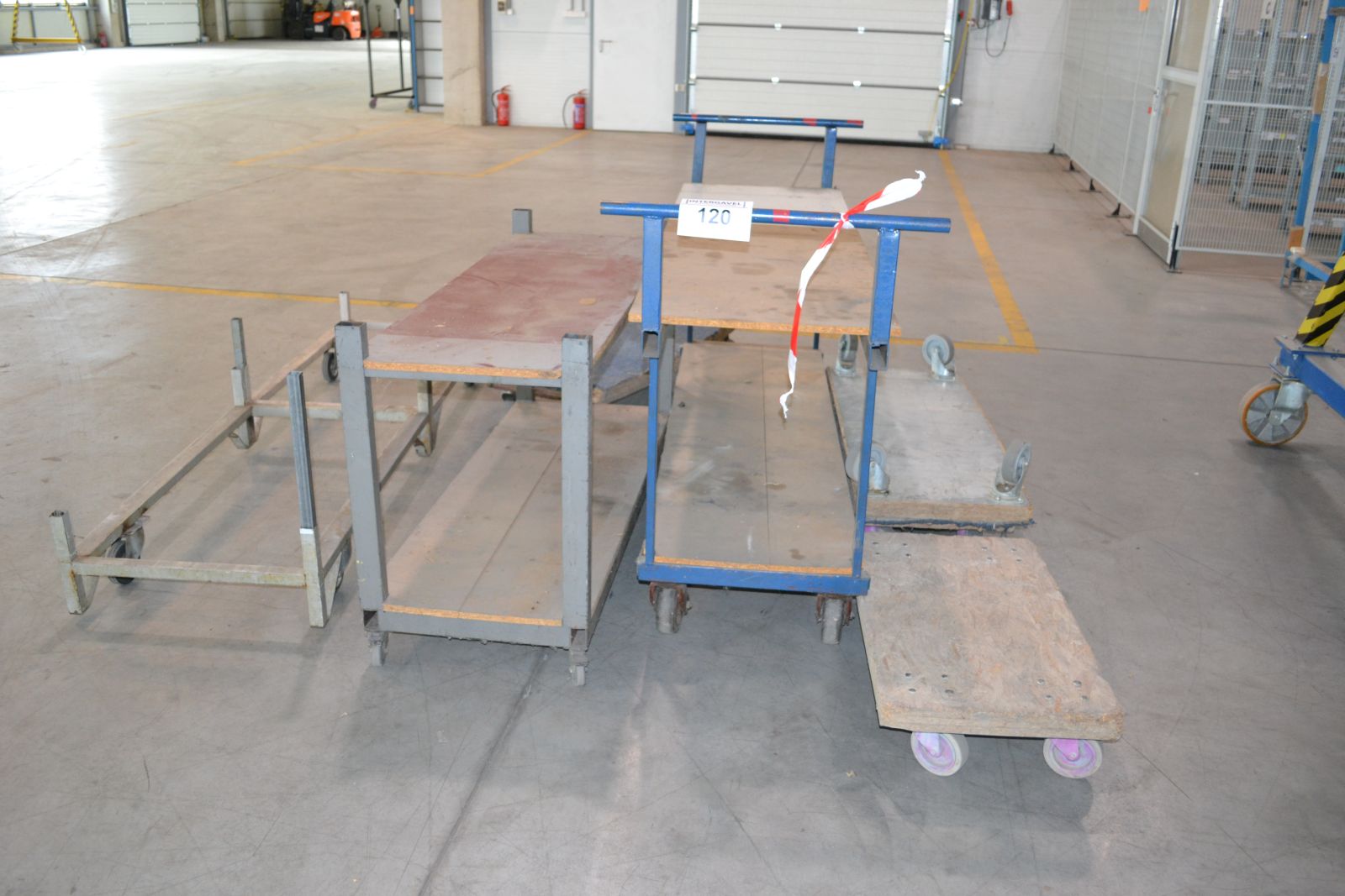 Vegyes guruló állványok