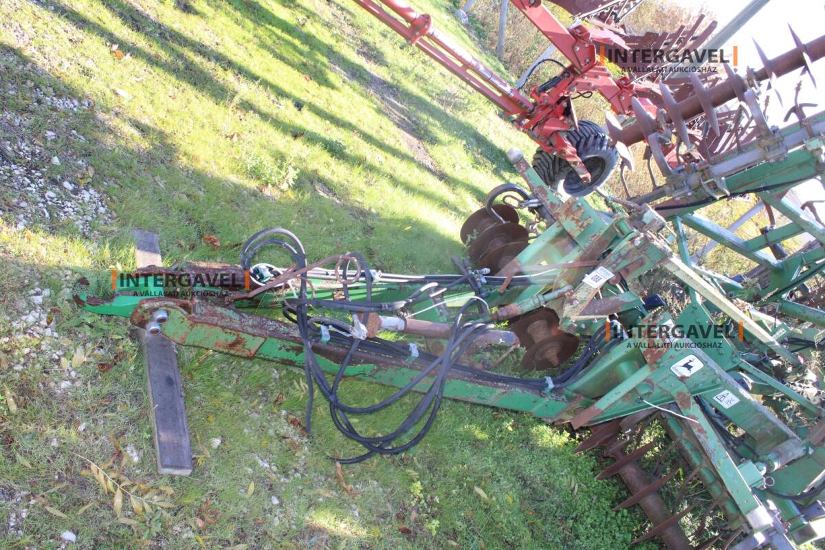 Mulcskultivátor - John Deere 5