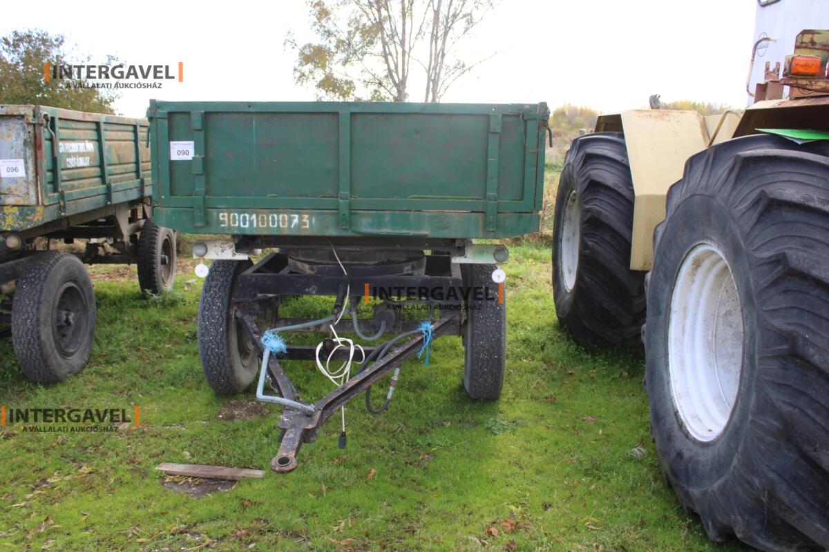 Pótkocsi - Mezőgép