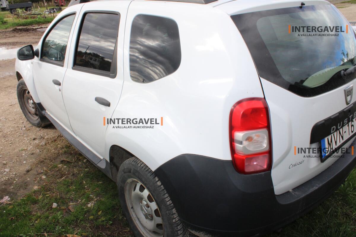 Kisteherautó - Dacia 19