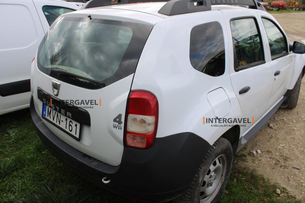 Kisteherautó - Dacia 25