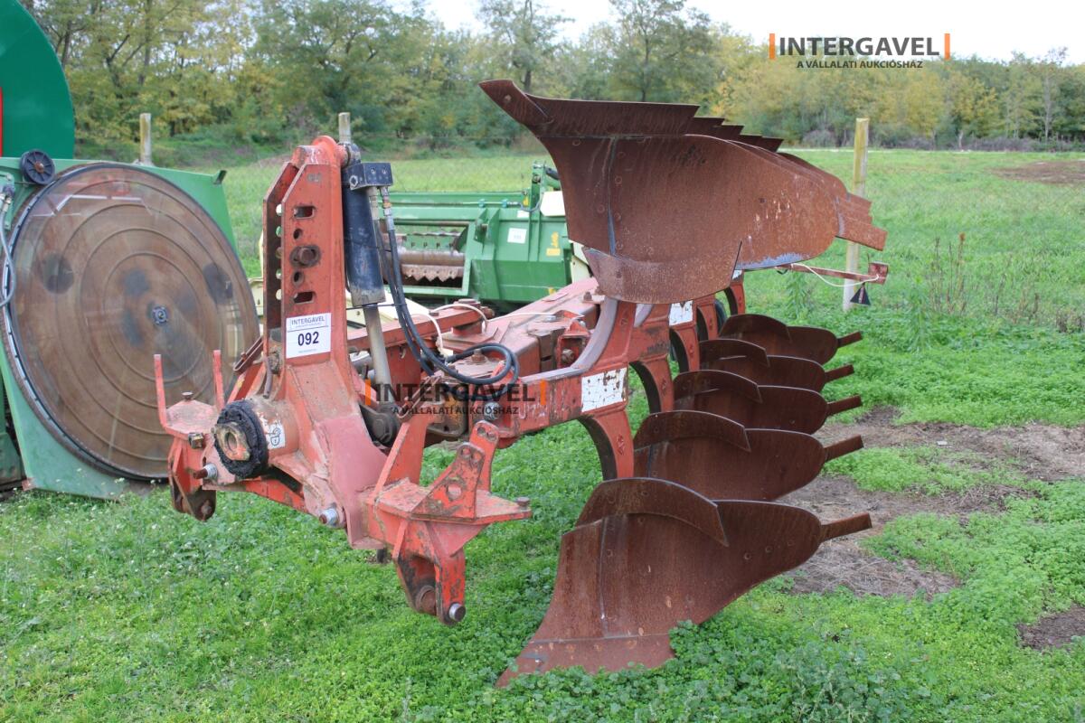 Eke - Gregoire Besson