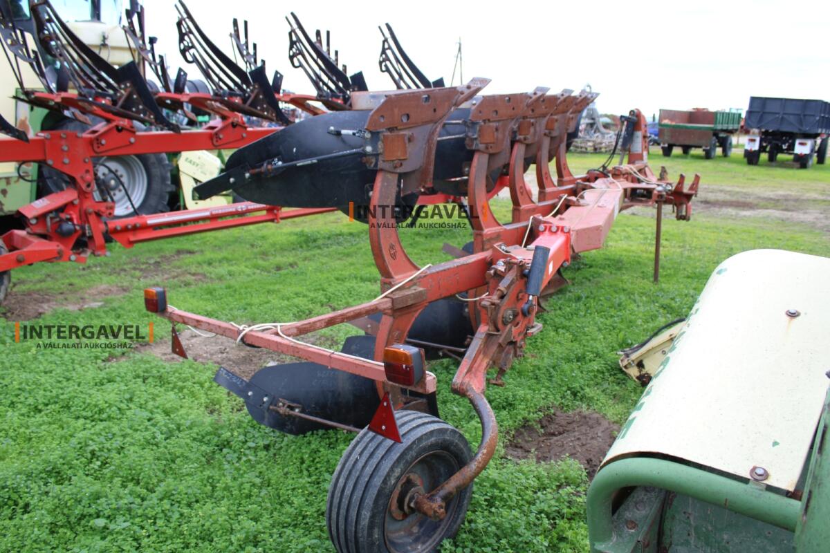 Eke - Gregoire Besson 3