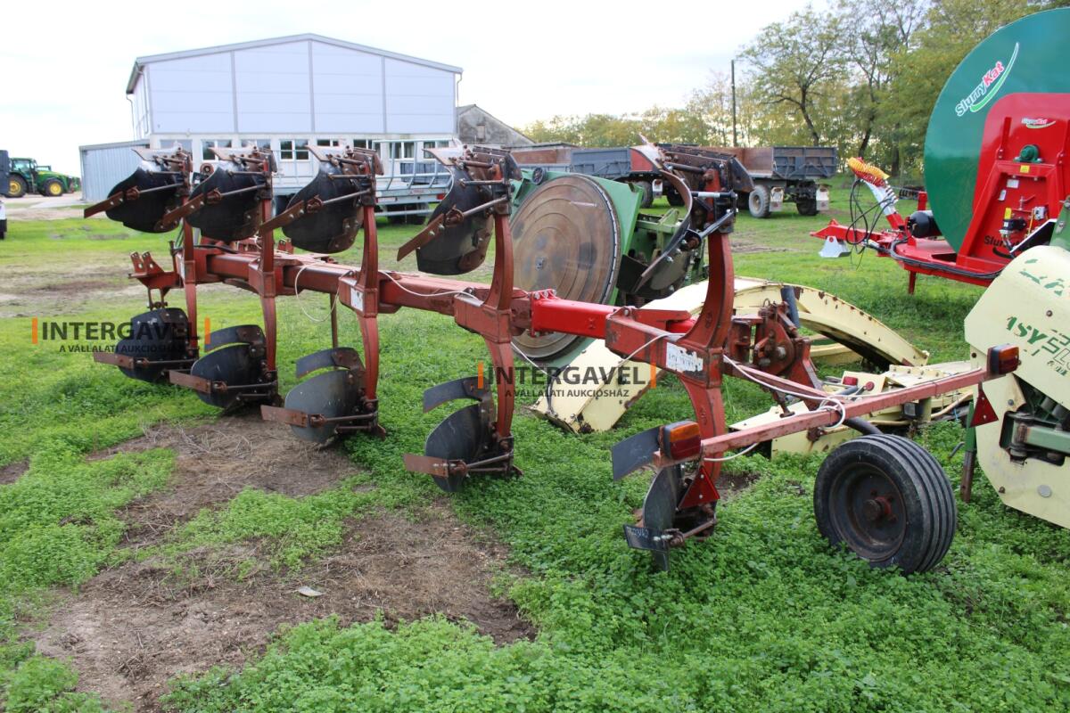 Eke - Gregoire Besson 4