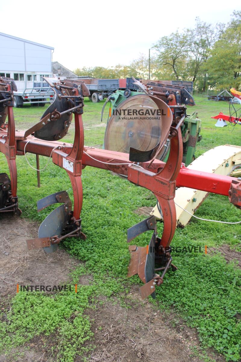 Eke - Gregoire Besson 16