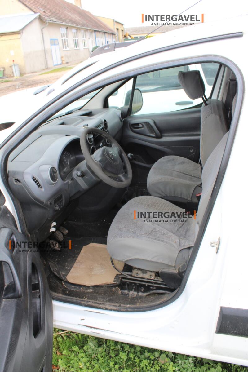 Kisteherautó - Citroen 10