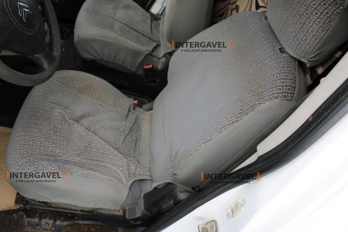 Kisteherautó - Citroen 11