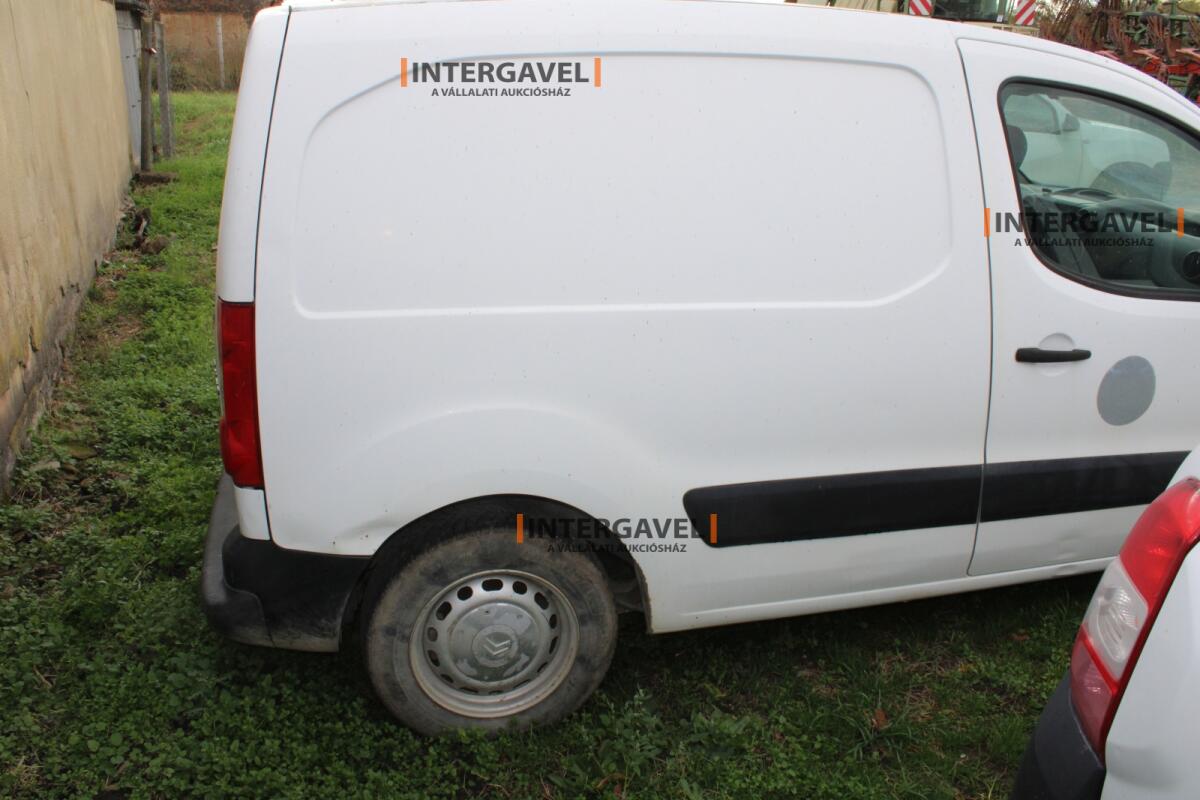 Kisteherautó - Citroen 17