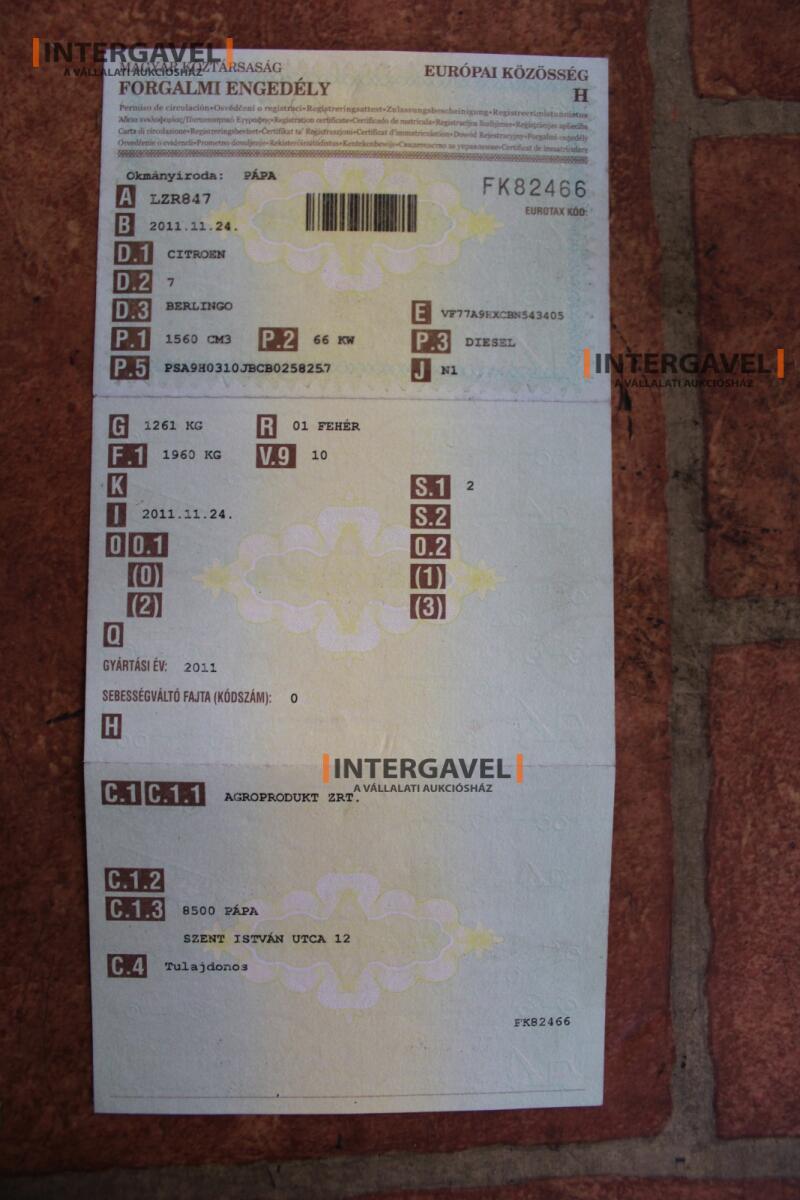 Kisteherautó - Citroen 27
