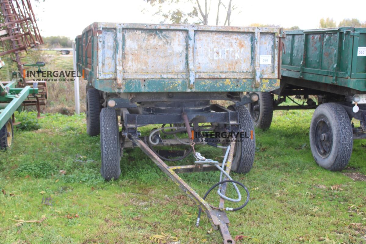 Pótkocsi - Mezőgép