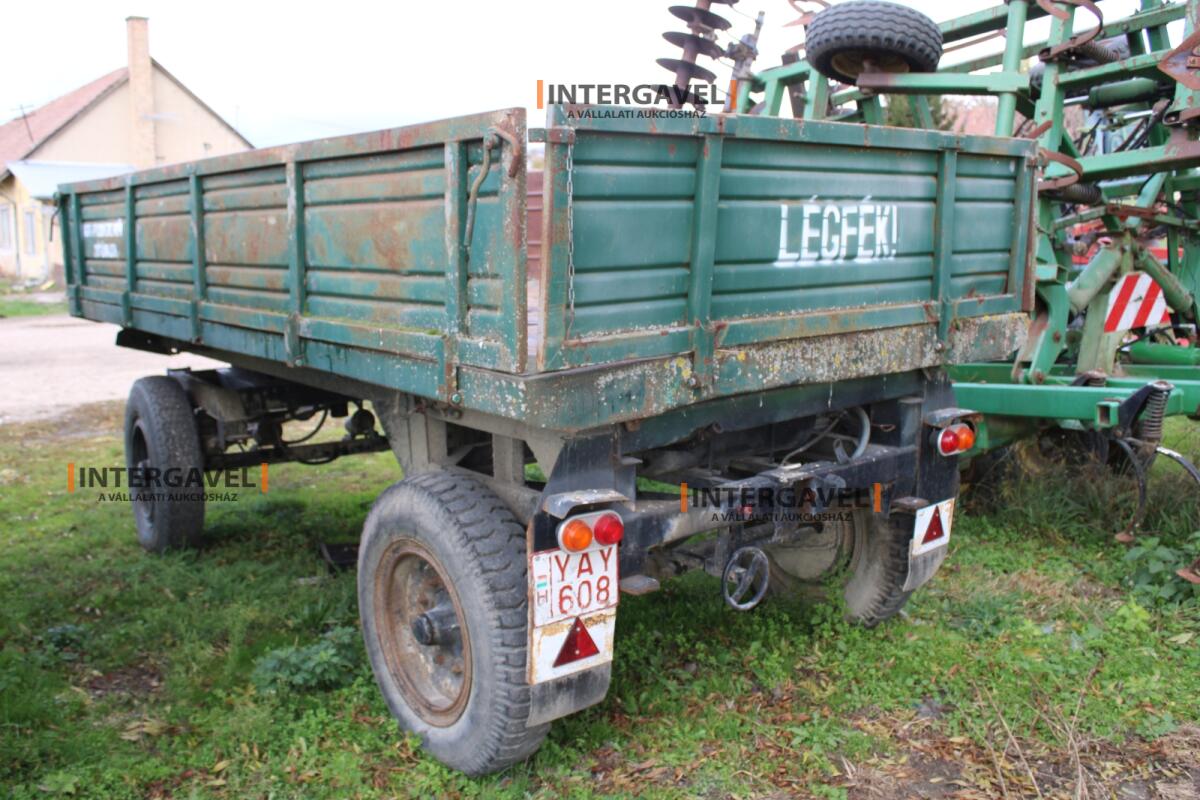 Pótkocsi - Mezőgép 25