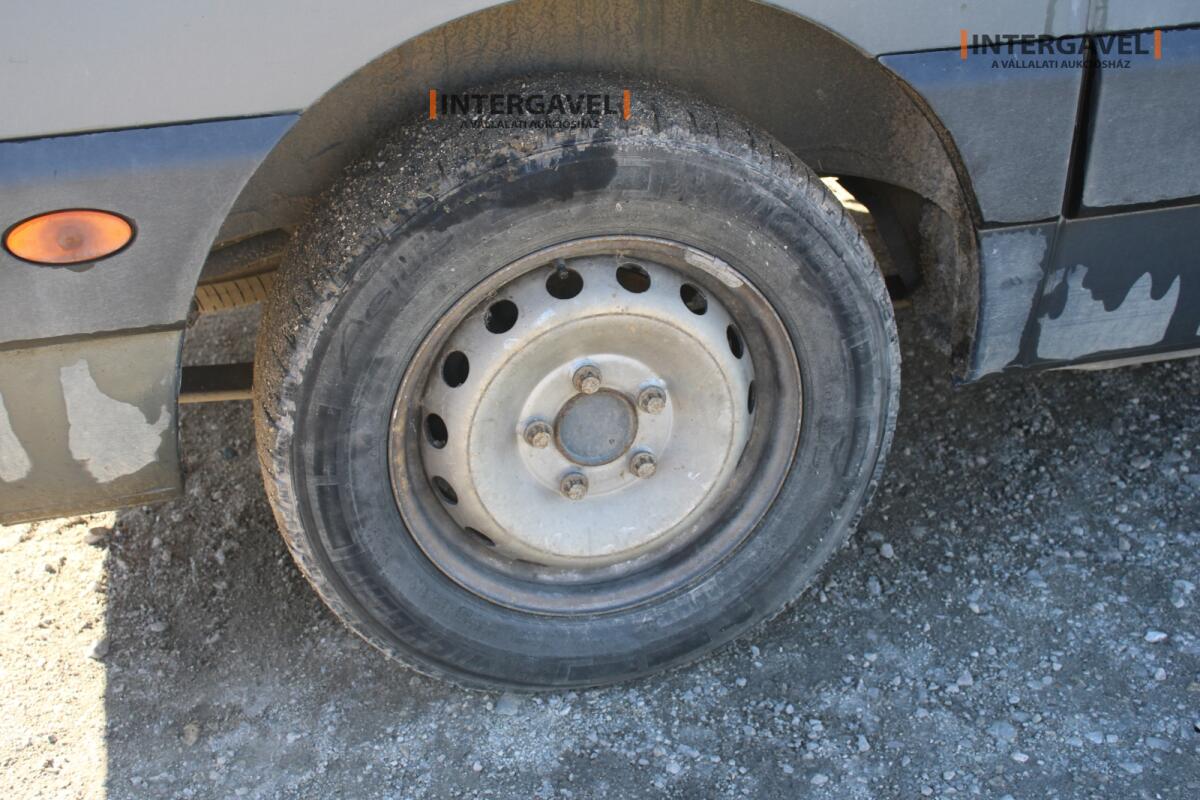 Kisbusz - Renault 21