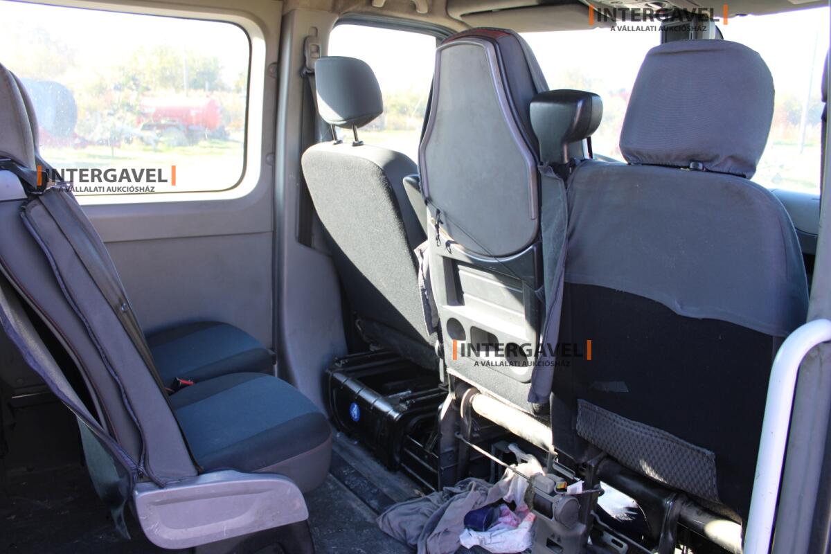 Kisbusz - Renault 27