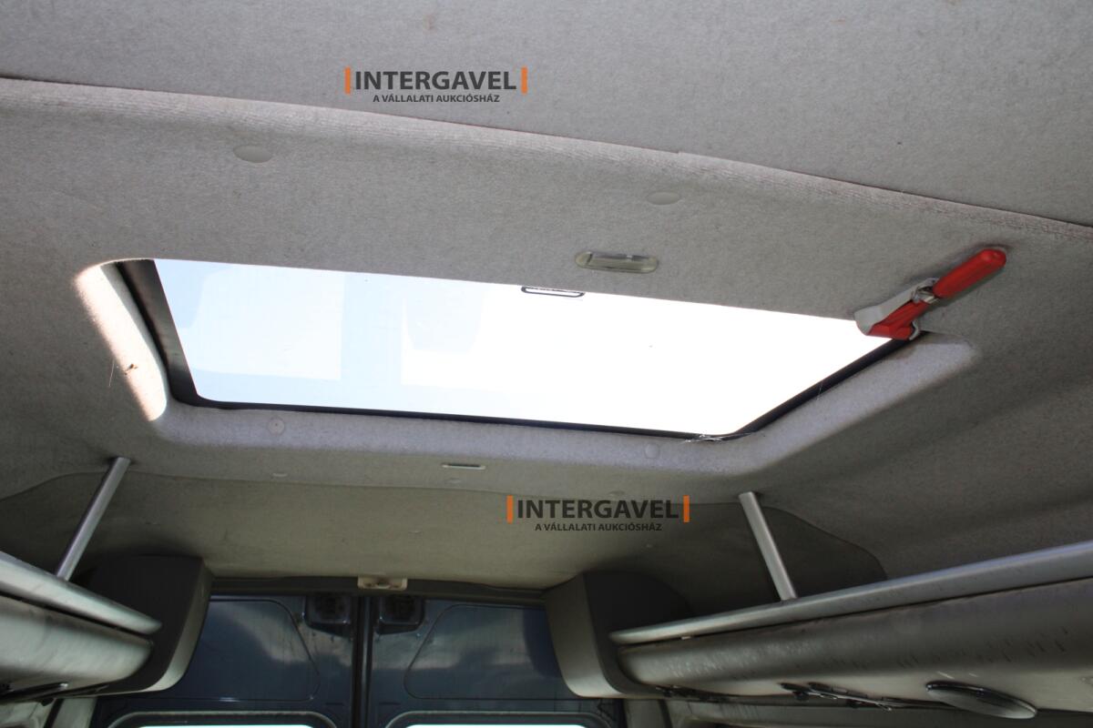 Kisbusz - Renault 29