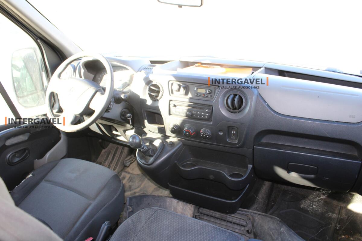 Kisbusz - Renault 32