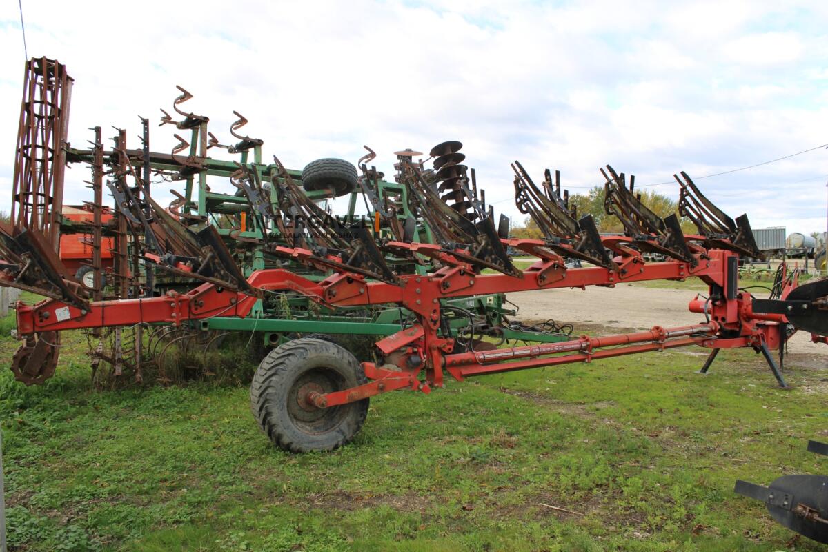 Eke - Gregoire Besson 3