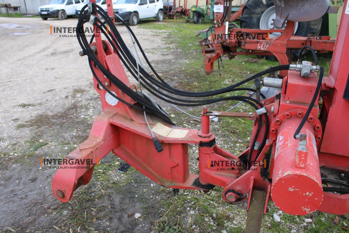 Eke - Gregoire Besson 6