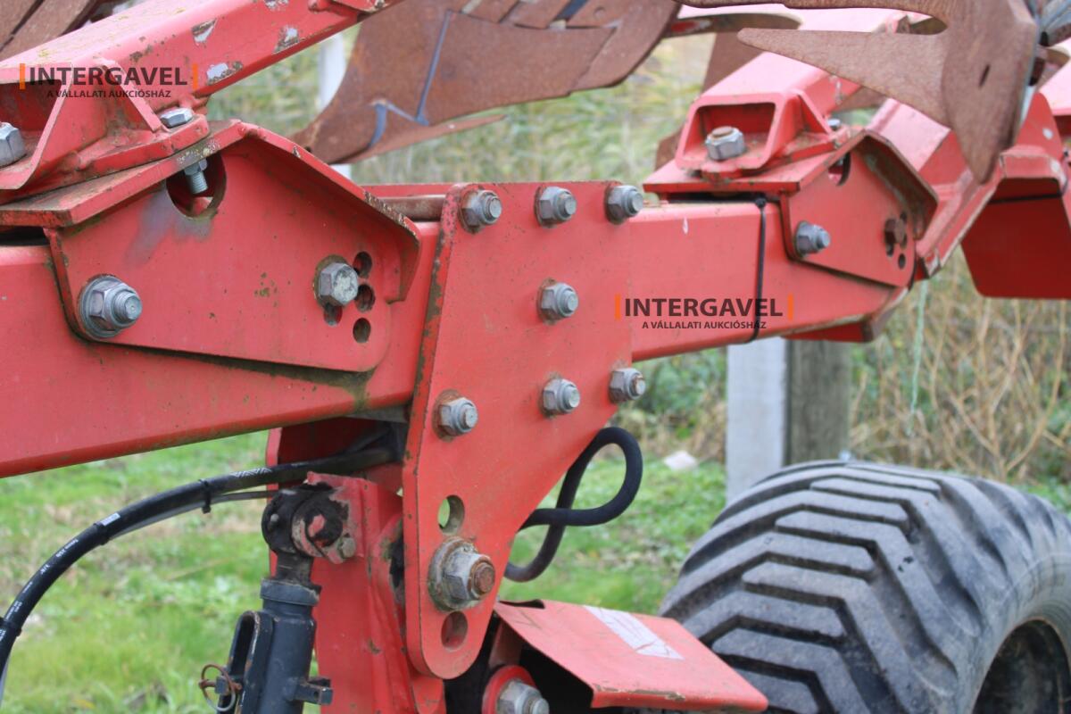 Eke - Gregoire Besson 15