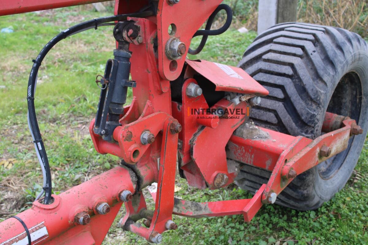 Eke - Gregoire Besson 16