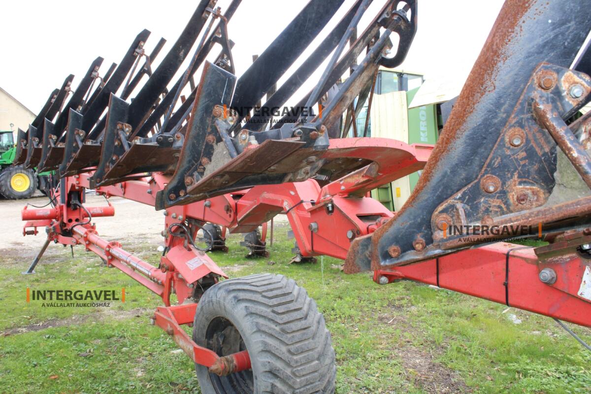 Eke - Gregoire Besson 20