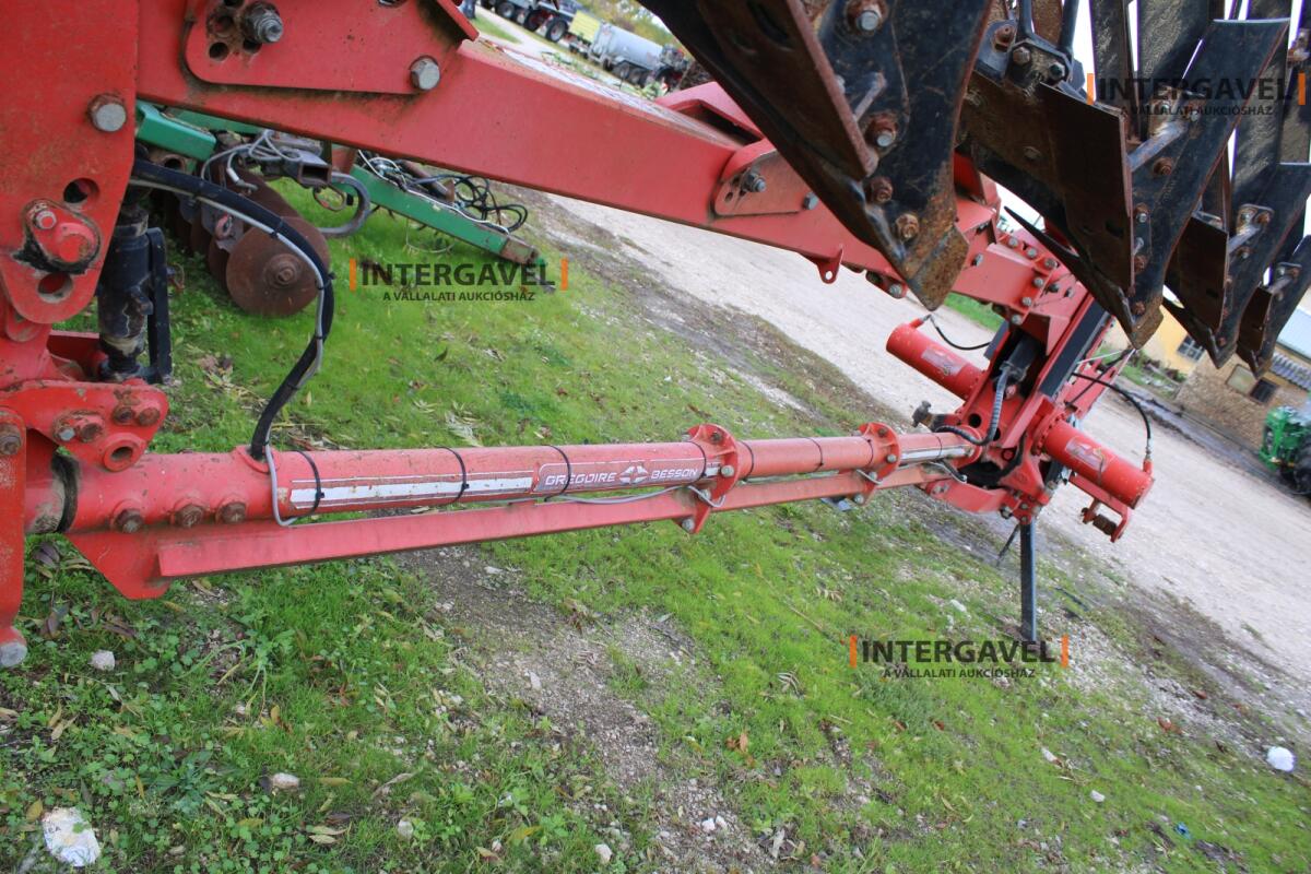 Eke - Gregoire Besson 30