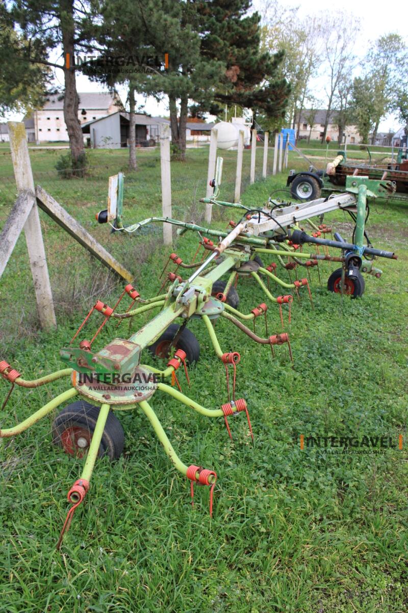 Rendterítő - Claas 3