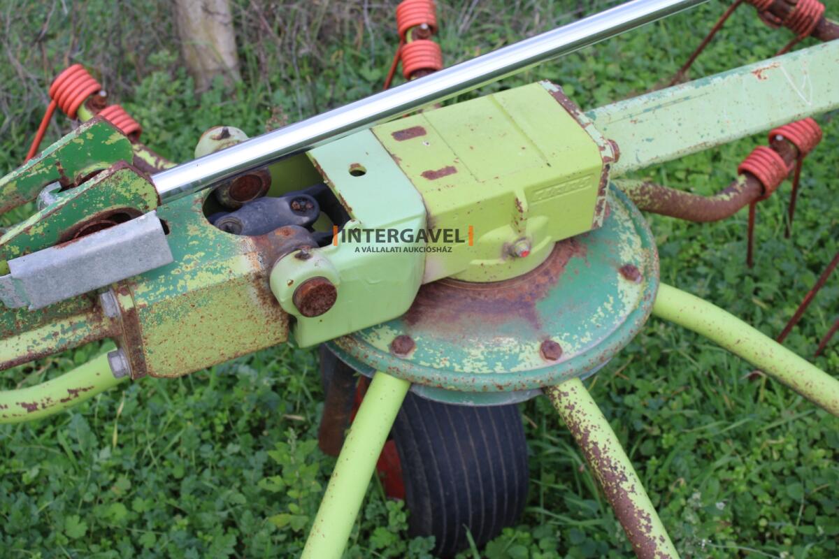 Rendterítő - Claas 5