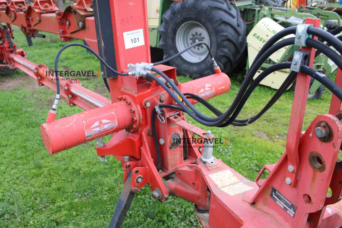 Eke - Gregoire Besson 7