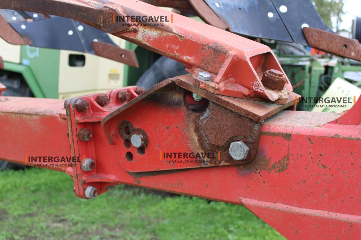 Eke - Gregoire Besson 14