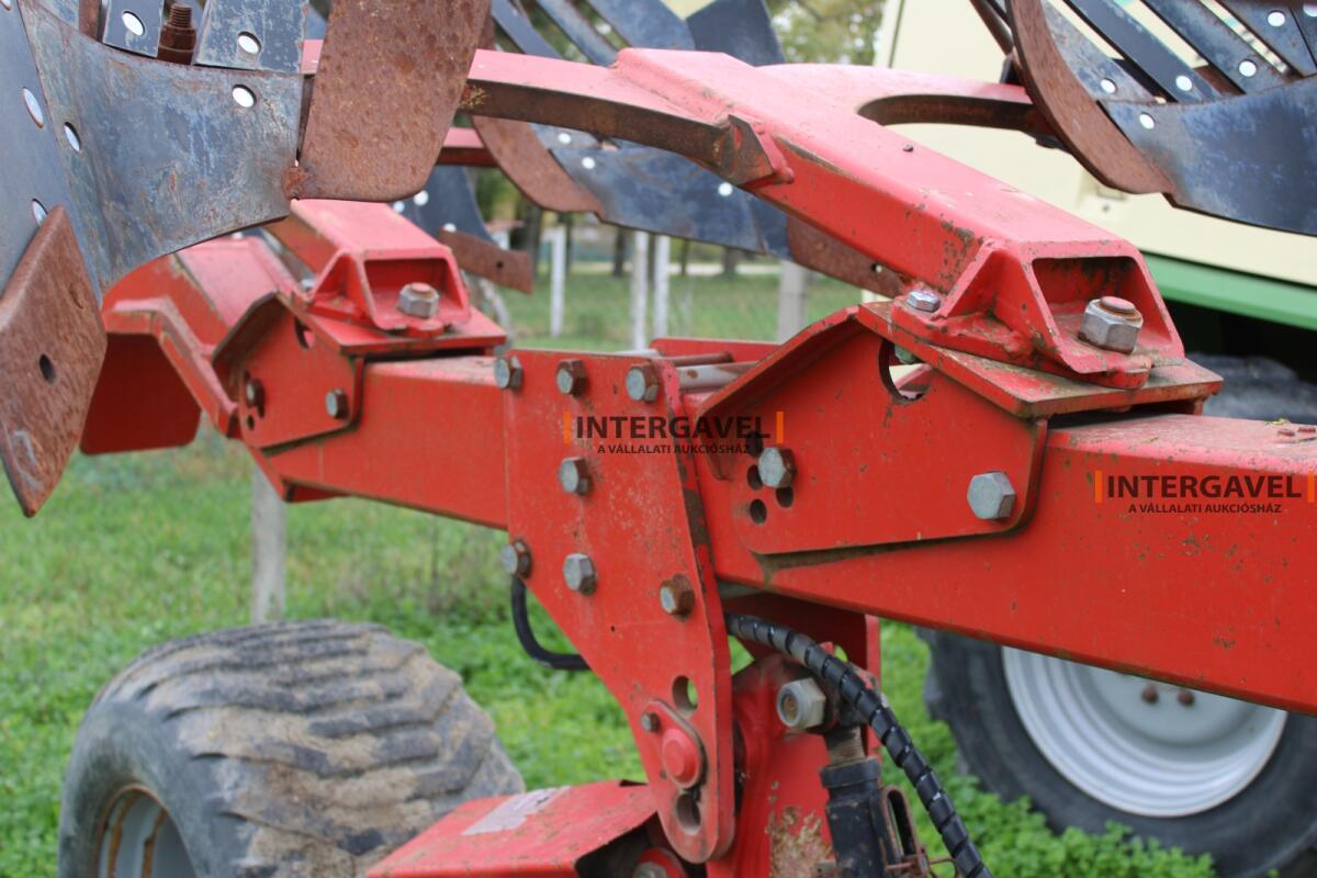 Eke - Gregoire Besson 16