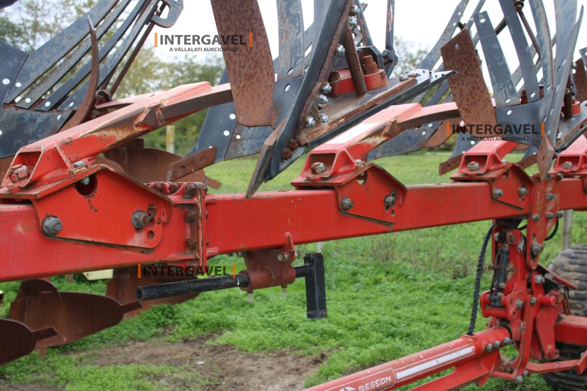 Eke - Gregoire Besson 22