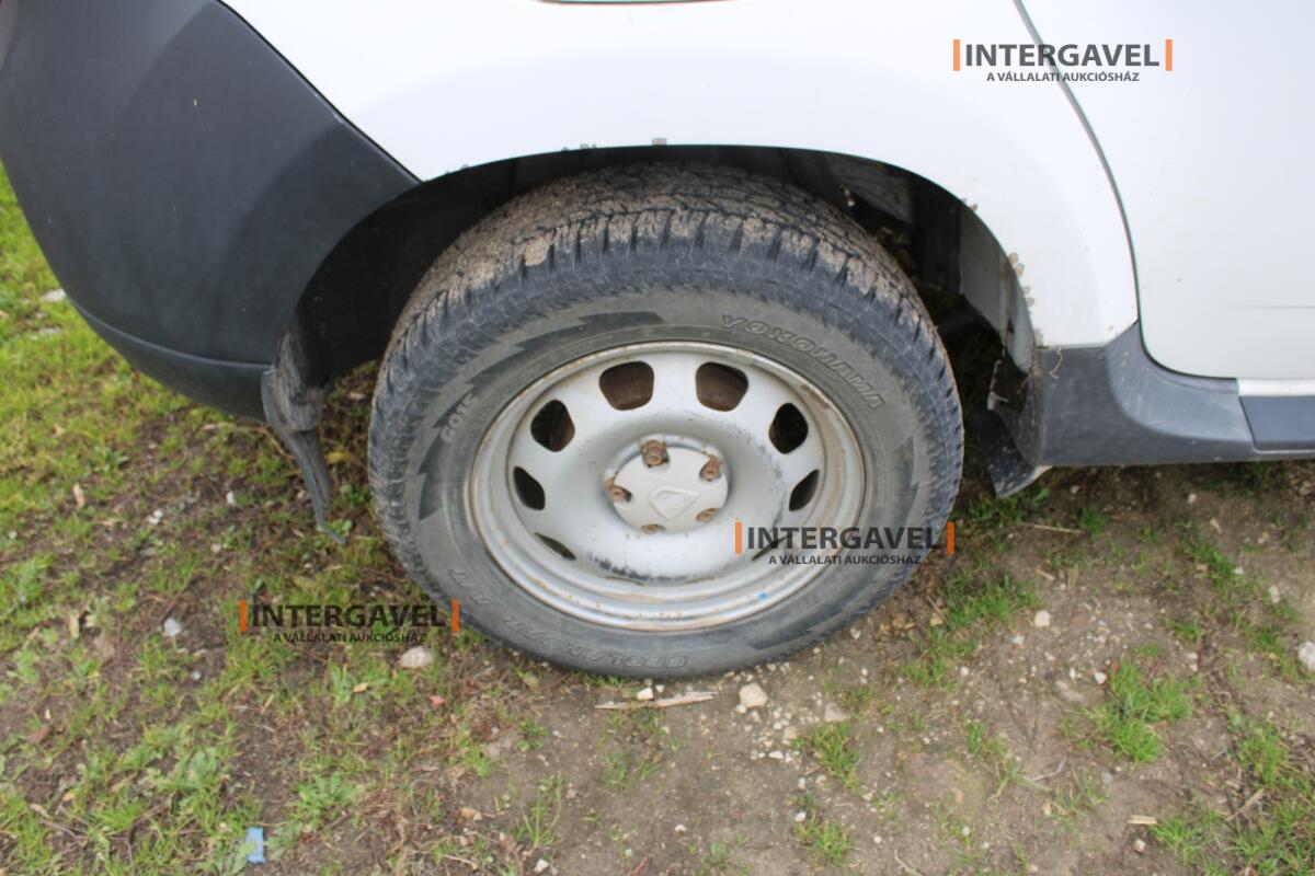 Kisteherautó - Dacia 31