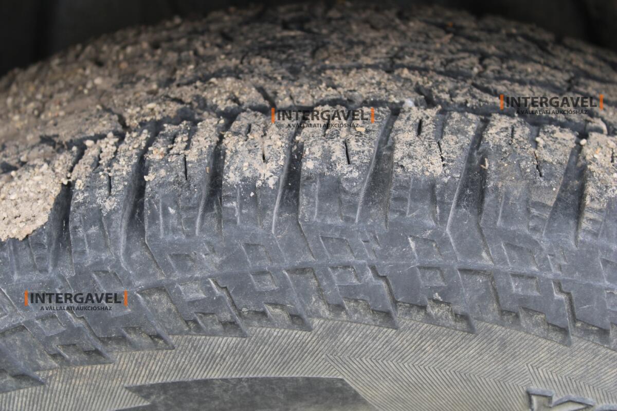 Kisteherautó - Dacia 34