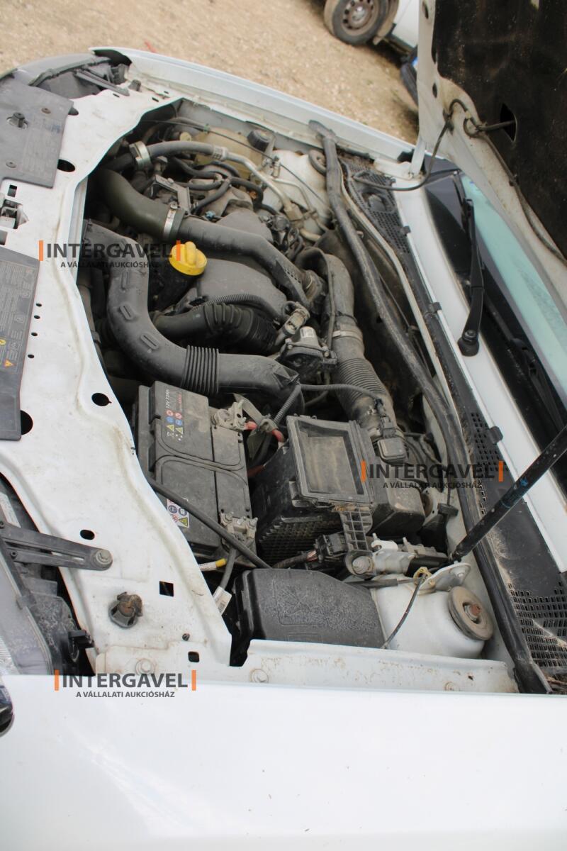 Kisteherautó - Dacia 37