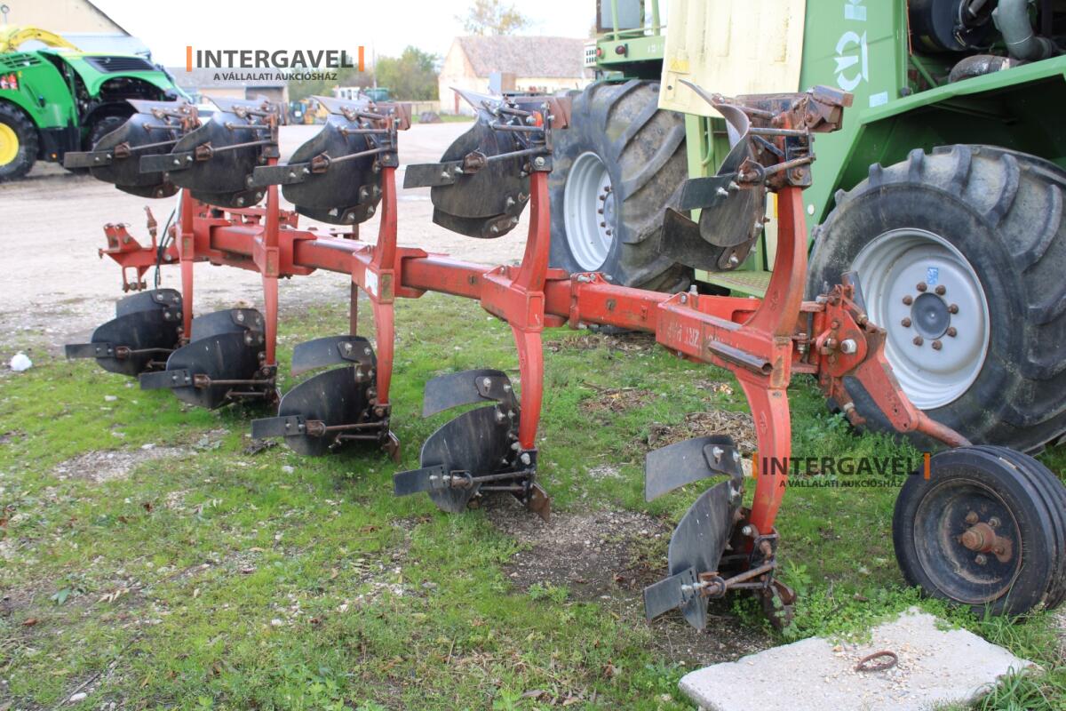 Eke - Gregoire Besson 3