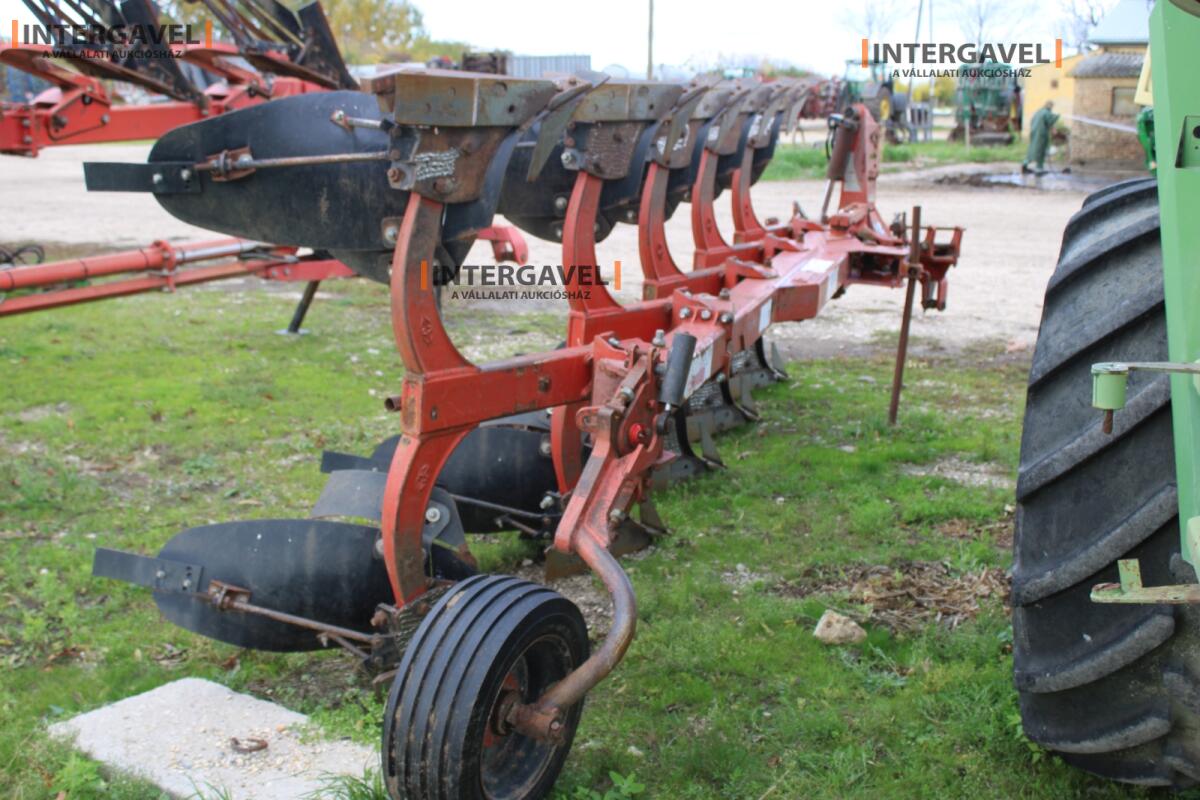 Eke - Gregoire Besson 4